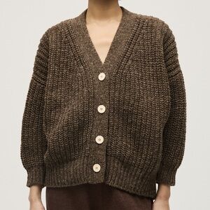 Babaa No. 19 Cardigan in Oak